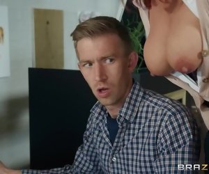 https://xozilla.com/videos/397133/her-big-juicy-boobs-surprise-kinky-skinny-guy-danny/