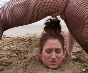 https://analdin.com/videos/278774/big-beautiful-woman-whore-got-piss-buried-on-the-beach/