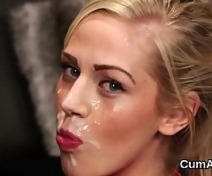 https://www.sexyporn.tv/videos/53032934-foxy-peach-gets-cumshot-on-her-face-eating-all-the-cream.html