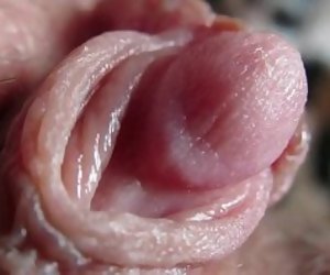 https://www.hotgirl.tv/videos/52639519-extreme-close-up-on-my-huge-clit-head-pulsating.html