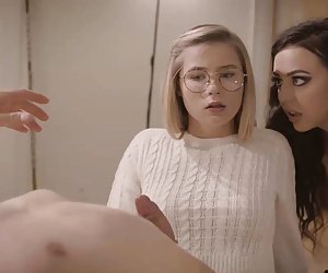 https://drtuber.com/video/5083751/virgin-teen-experiences-her-1st-heavenly-orgasm
