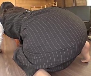 https://www.latestpornvideos.com/video/japanese_office_lady_bottomless_facesitting_farting_hd_subtitles_V9Dm.html